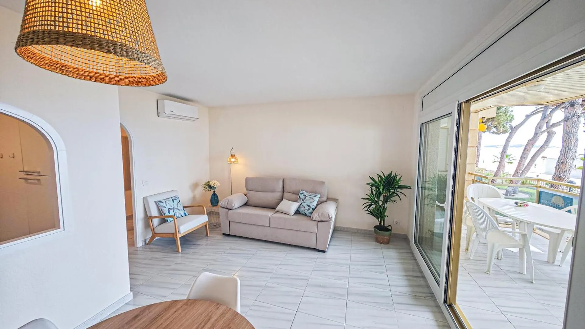 Apartament Versalles C 1 1 - Only Families Cambrils Hiszpania